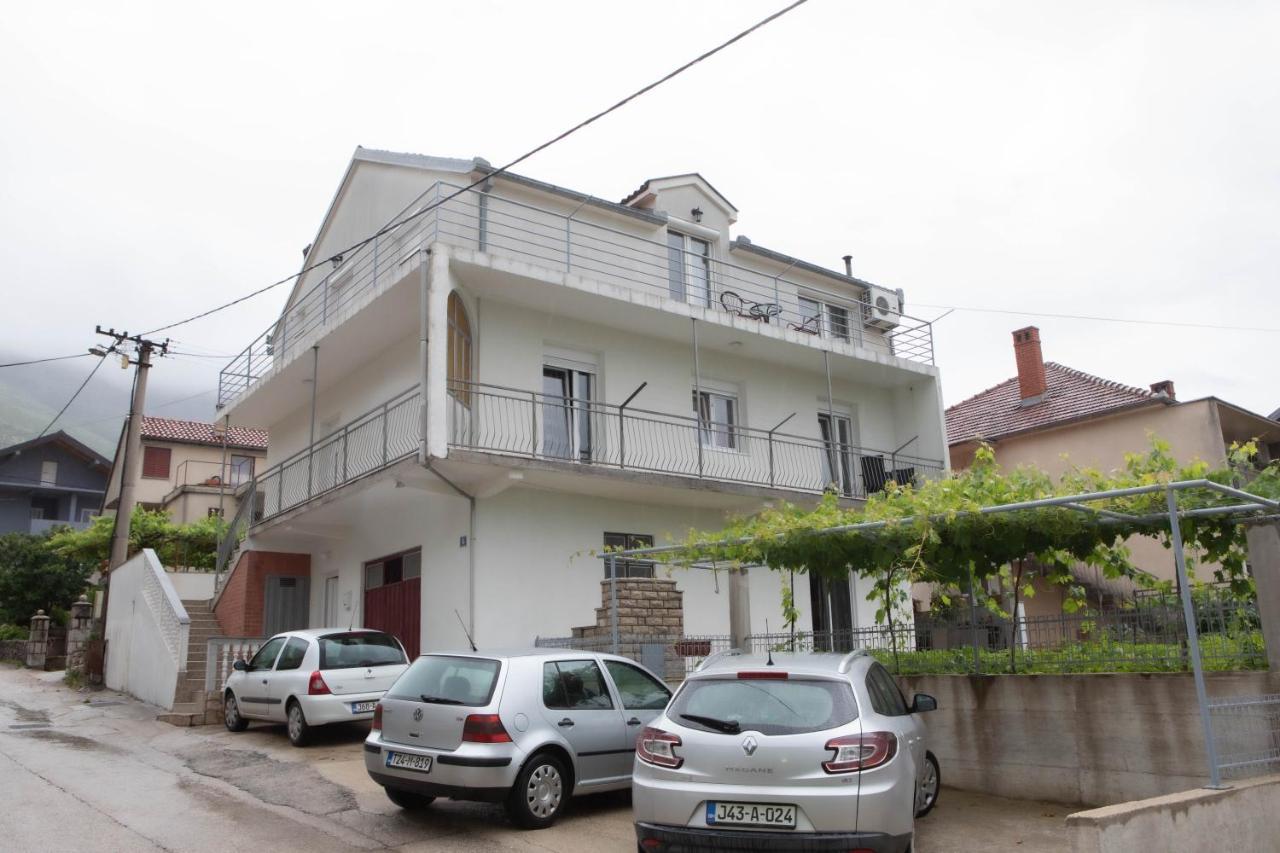 Apartmani Budimcic 트레빈예 외부 사진