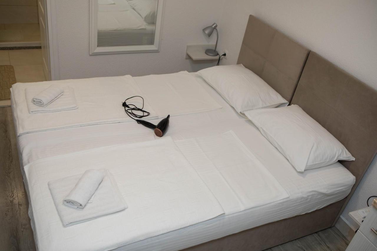 Apartmani Budimcic 트레빈예 외부 사진