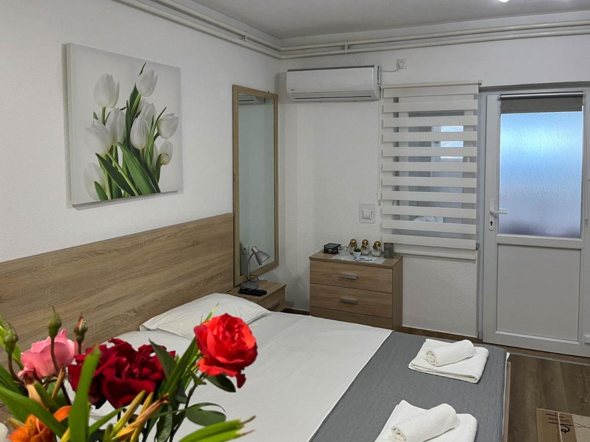 Apartmani Budimcic 트레빈예 외부 사진