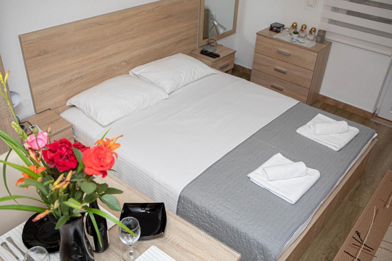 Apartmani Budimcic 트레빈예 외부 사진